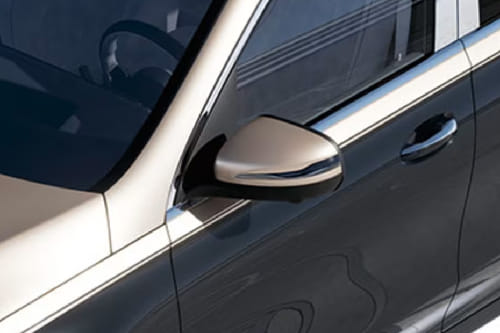 مرسيدس بنز مايباخ جي إل إس Drivers Side Mirror Front Angle