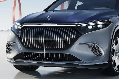 مايباخ إي كيو إس Grille View