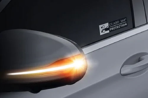 مرسيدس بنز إيه إم جي إي-كلاس Drivers Side Mirror Front Angle