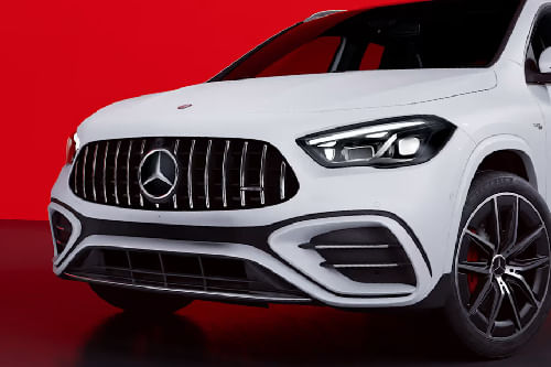 AMG GLA Grille View