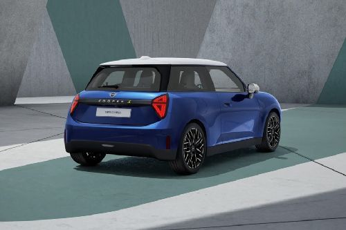 كوبر إلكتريك Rear angle view