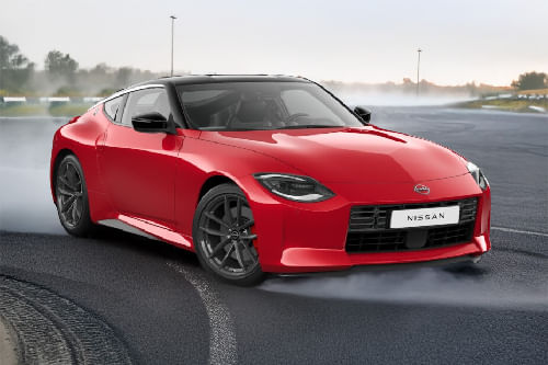 نيسان Z Front Medium View