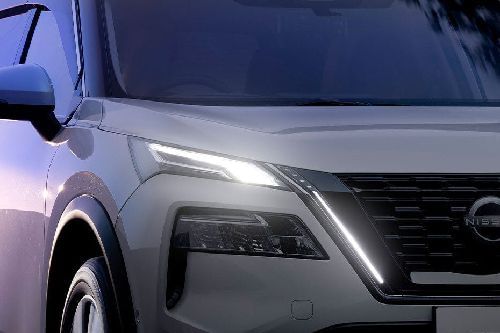 اكس تريل Front Fog Lamp