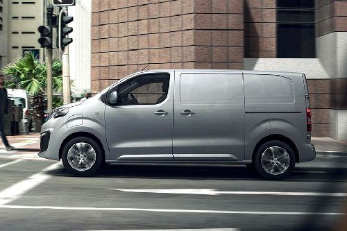 Peugeot Expert Full Side View