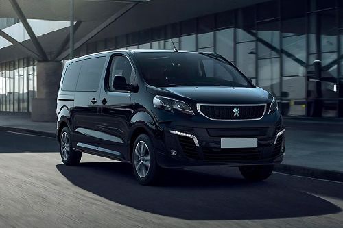 بيجو ترافيلر Front Cross Side View