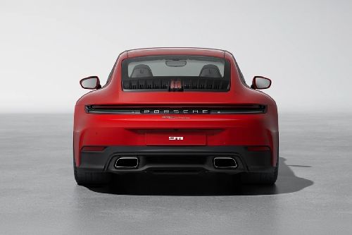 Full Rear View of بورش 911