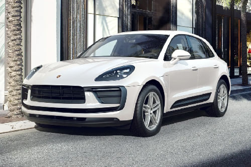 بورش  ماكان Front angle low view