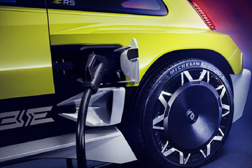 Gas Cap Open of 5 TURBO 3E