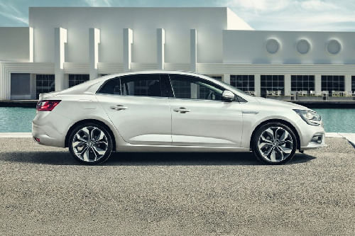 Megane Medium Angle Front View