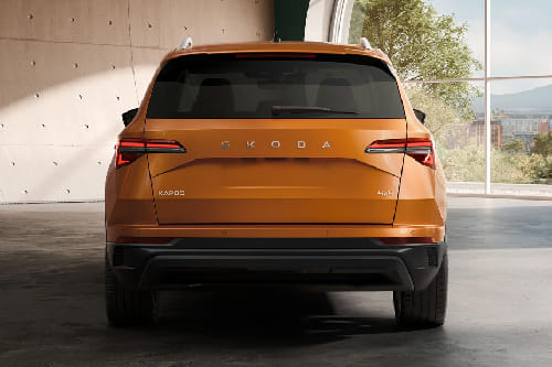 Full Rear View of Skoda Karoq