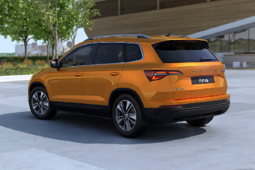 Rear Cross Side View of Skoda Karoq