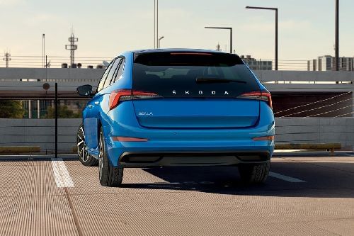 Full Rear View of سكودا سكالا