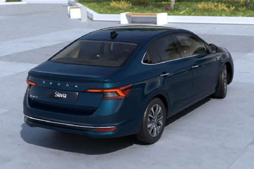 سلافيا Rear angle view