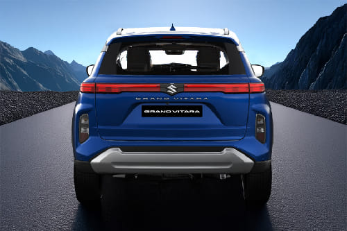 Full Rear View of سوزوكي جراند فيتارا
