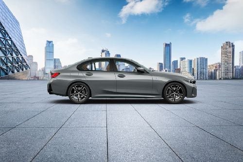 الفئة 3 Medium Angle Front View