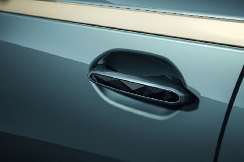 XM Door handle