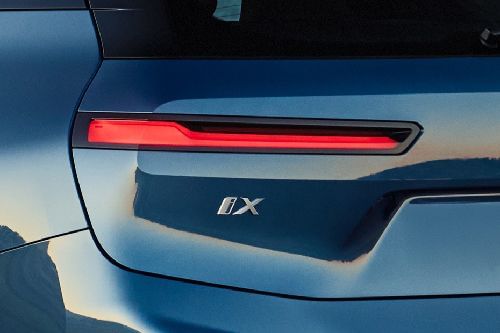 IX 2025 Tail light