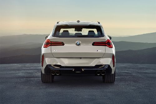 Full Rear View of بي إم دبليو X3