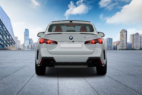 Full Rear View of بي إم دبليو الفئة الثانية جران كوبيه