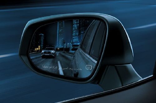 Toyota Highlander Drivers Side Mirror Rear Angle