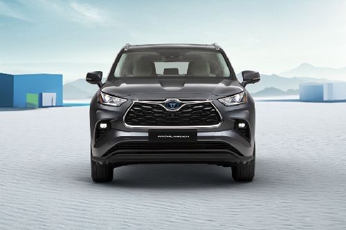 Full Front View of Highlander