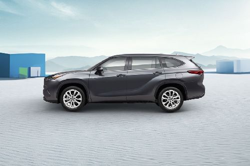 Toyota Highlander Full Side View