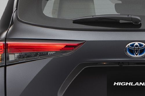 Highlander Tail light