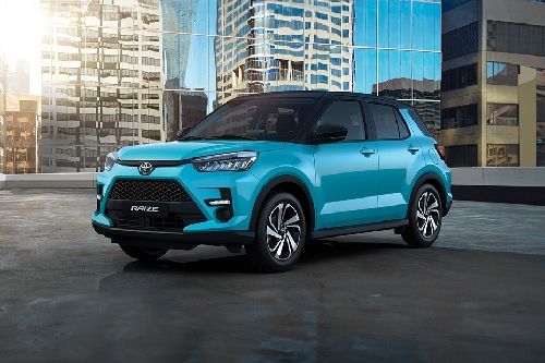 تويوتا رايز Front Medium View