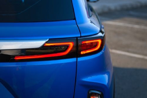أوربان كروزر  Tail light