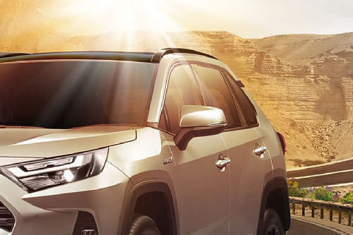 تويوتا راف 4  Drivers Side Mirror Front Angle