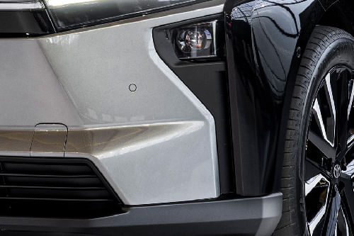 بي زد 4 إكس Front Fog Lamp