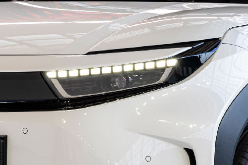 Urban Cruiser 2026 Headlight