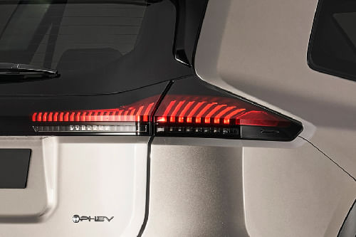 RAV4 2026 Tail light