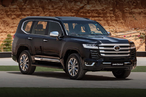 Toyota Land Cruiser Front Cross Side View