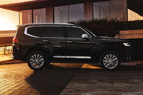 Land Cruiser Medium Angle Front View