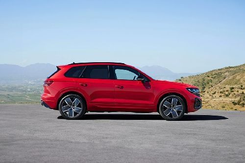 Volkswagen Touareg Side Medium View