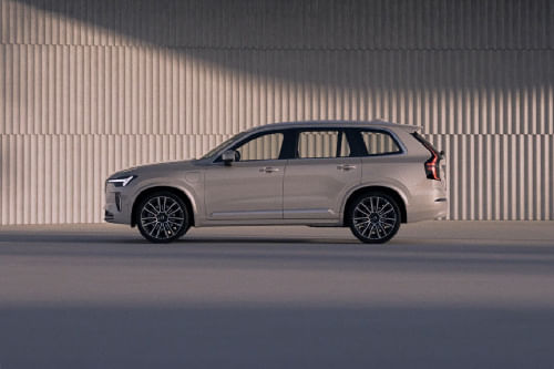 XC90 Side view