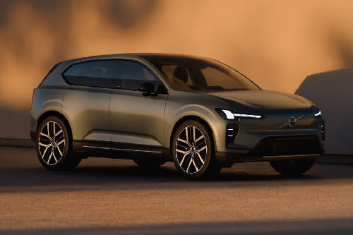 فولفو إي إكس 60 Front Medium View