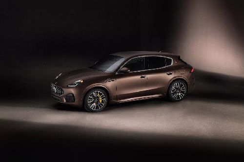 مازيراتي جريكالي Front Side View