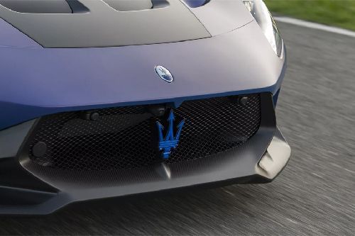 GT2 Stradale Grille View