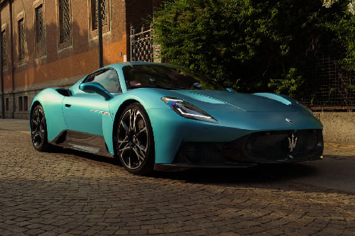 مازيراتي مكبورا Front Medium View