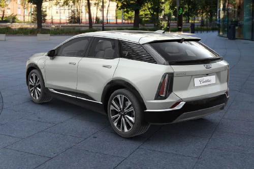 Rear Cross Side View of كاديلاك أوبتيك