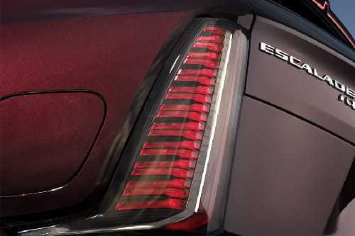إسكاليد آي كيو Tail light