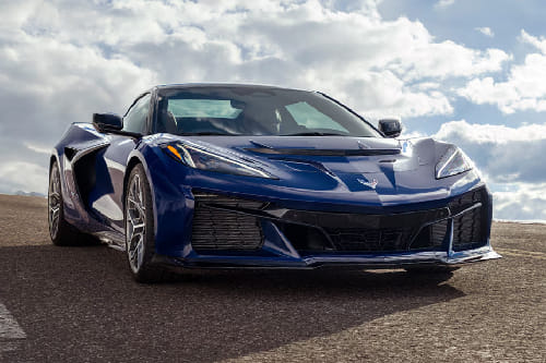 Chevrolet Corvette ZR1 Front Medium View