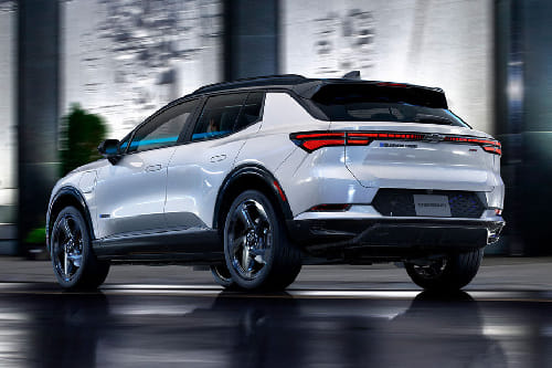 Rear Cross Side View of شفروليه إيكوينوكس إي في