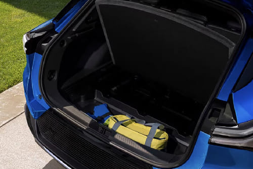 Trunk Open Closer View of إيكوينوكس إي في