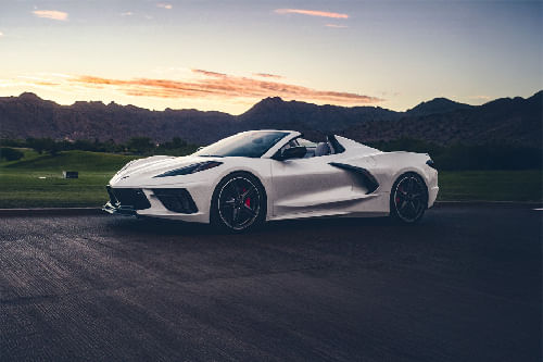 شفروليه كورفيت ستينغراي Front Side View