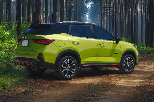 Groove Rear Medium Side View