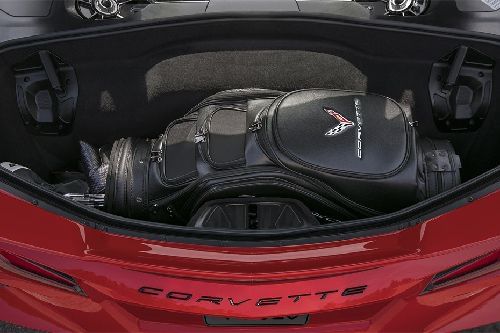 Trunk Open Closer View of كورفيت