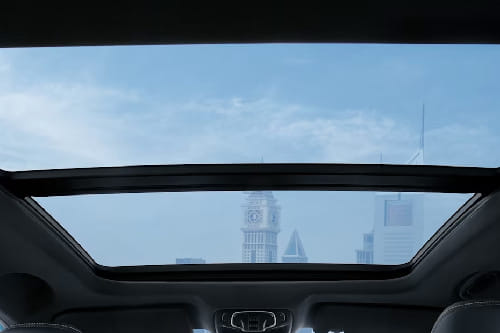 إم جي One Sunroof Moonroof